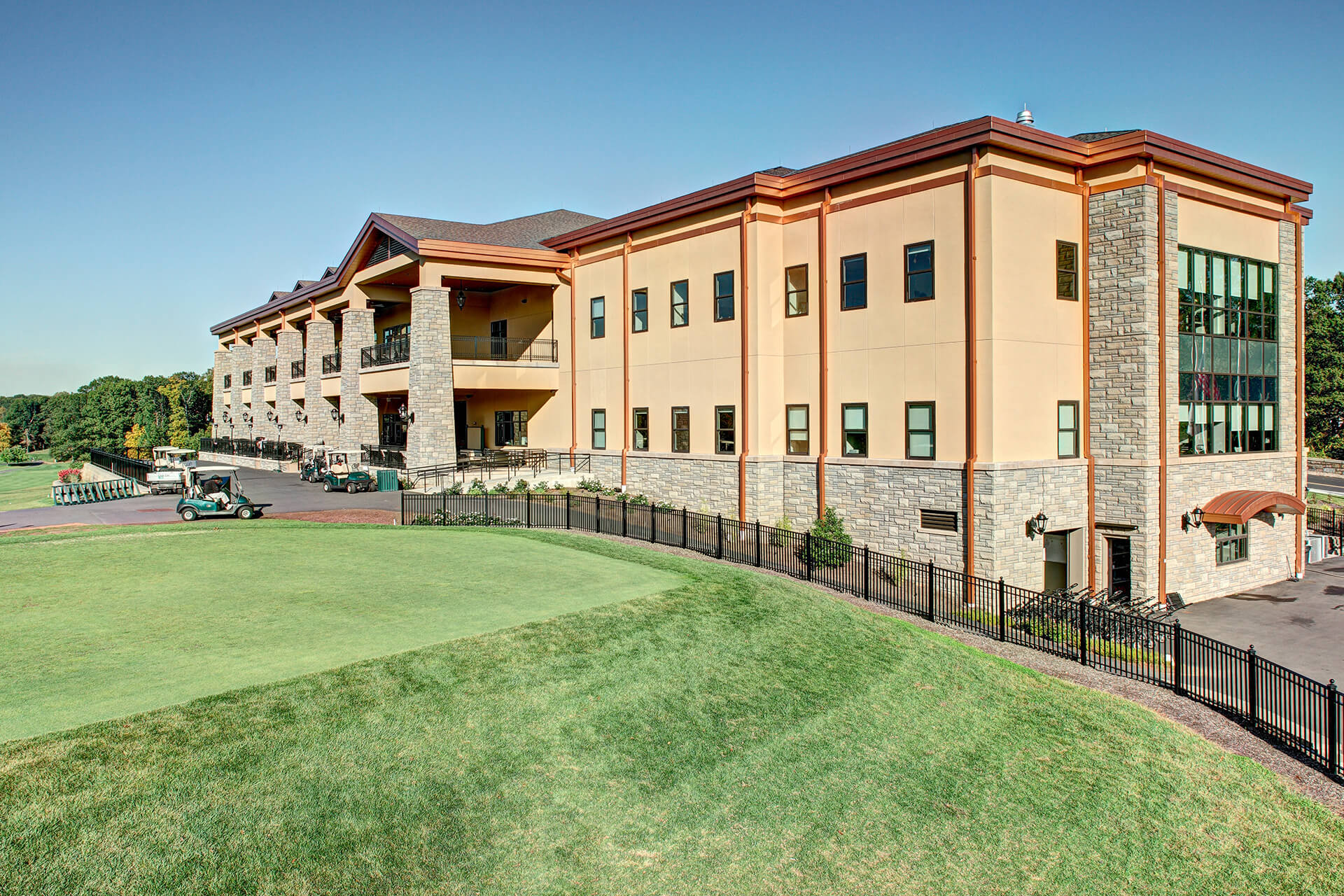 Galloping Hill Golf Course Exterior